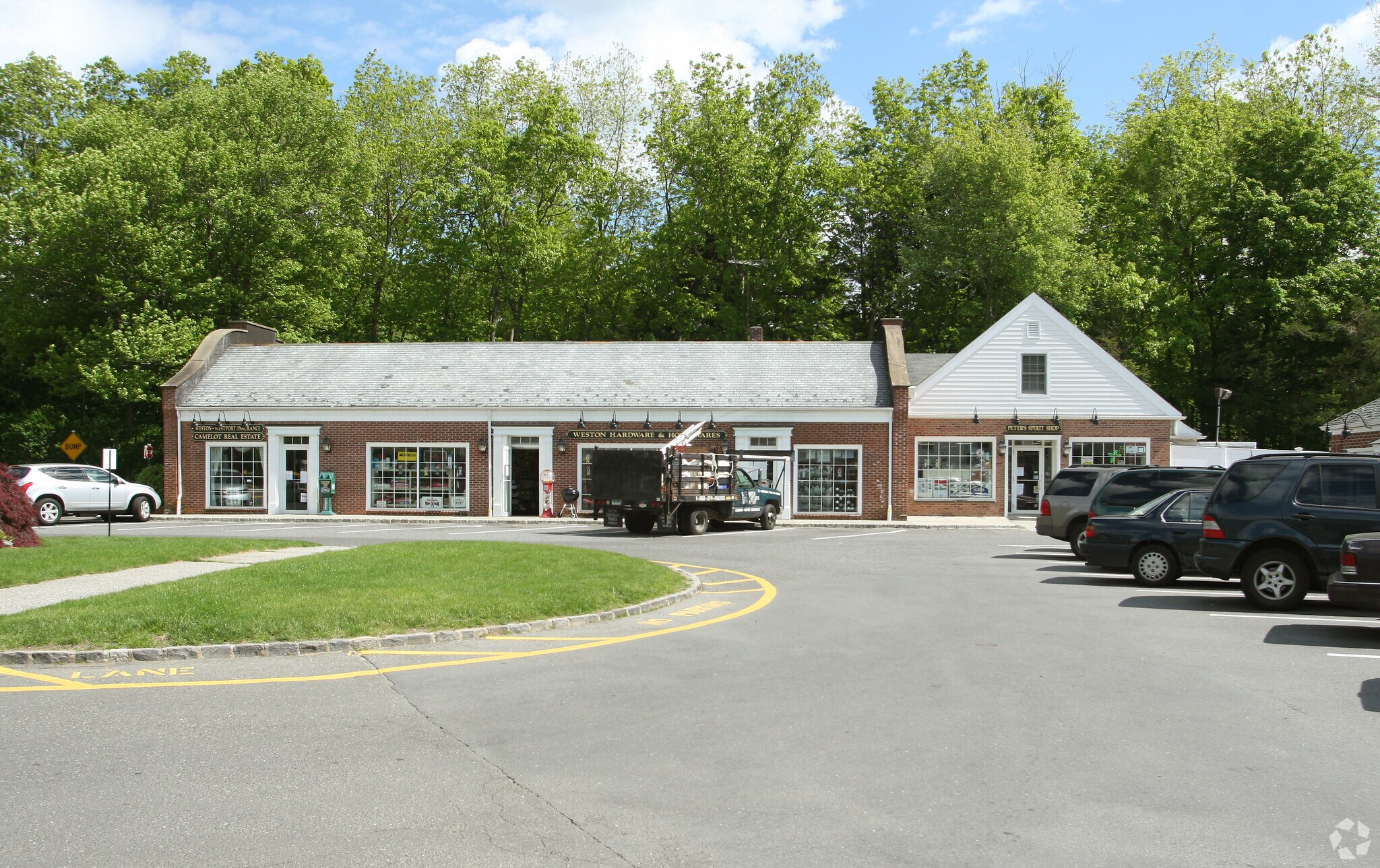 190 Weston Rd, Weston, CT à louer Photo principale– Image 1 sur 3