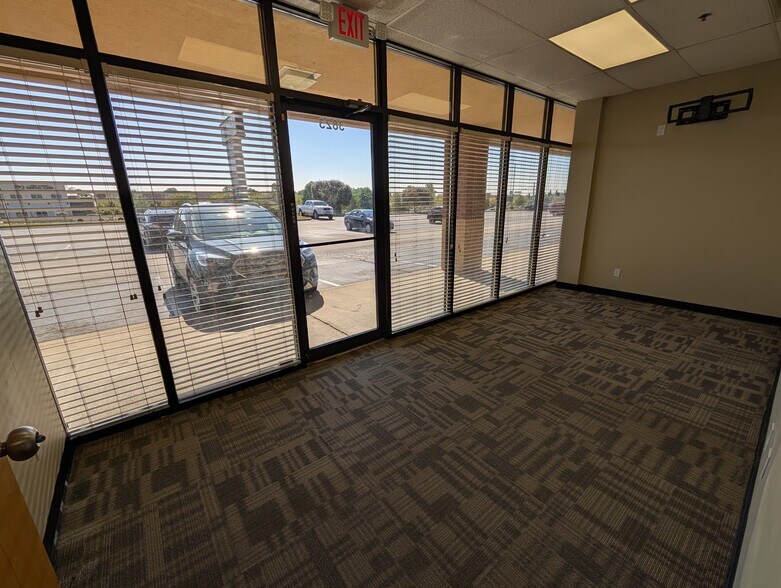 3815-3837 Charlestown Rd, New Albany, IN à louer - Photo de l’immeuble – Image 3 sur 18