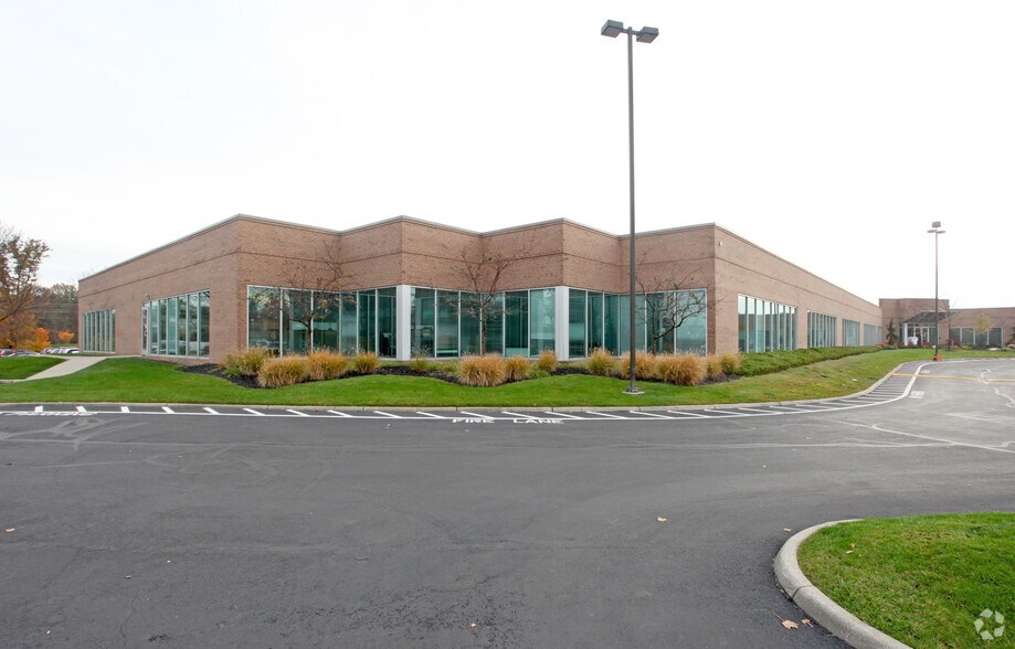 800 Tech Center Dr, Gahanna, OH à vendre - Photo principale – Image 1 sur 11
