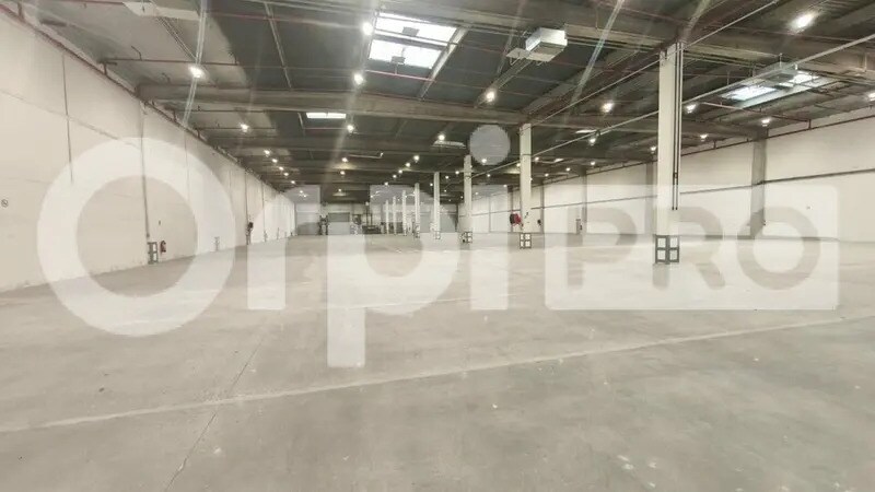 Industriel/Logistique dans Les Ulis à louer - Photo de l’immeuble – Image 2 sur 5
