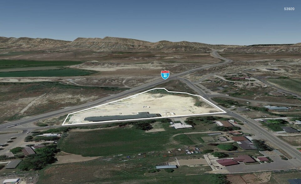 2396 W Hwy 40, Vernal, UT à louer - Photo de l’immeuble – Image 1 sur 2