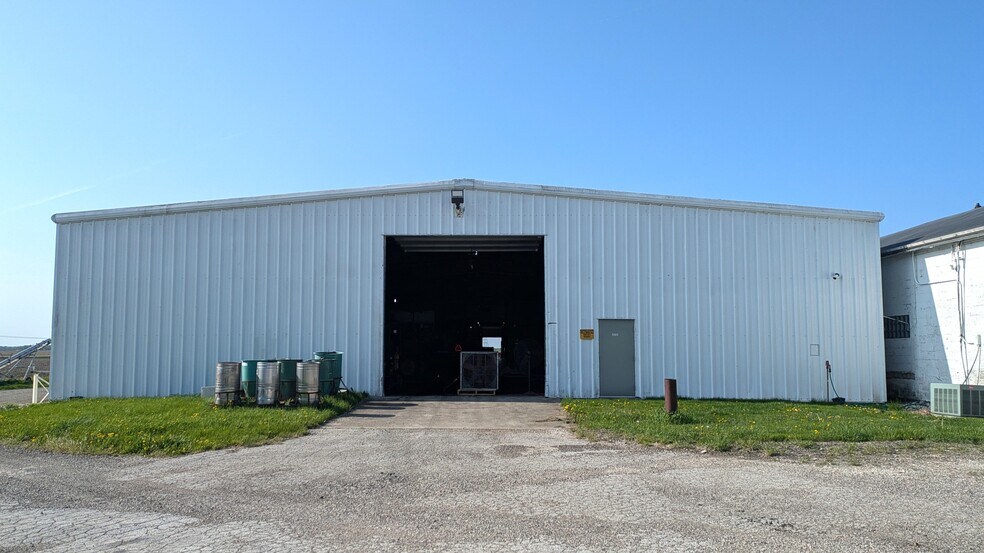 25833 E 2450 North Rd, Lexington, IL à louer - Photo principale – Image 1 sur 4