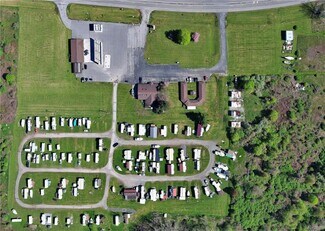 Plus de détails pour 5764 E Lake Rd, Burt, NY - Spécialisé à vendre