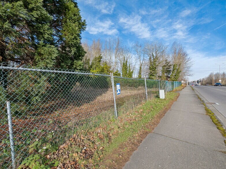 26601 Pacific Hwy S, Des Moines, WA à vendre - Photo de l’immeuble – Image 2 sur 20