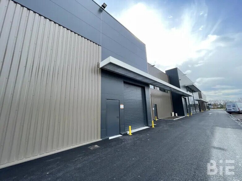 7 Rue Léon Morane, Mérignac à louer - Photo de l’immeuble – Image 2 sur 7