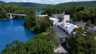 Plus de détails pour 90 Main st, Narrowsburg, NY - Local commercial à vendre