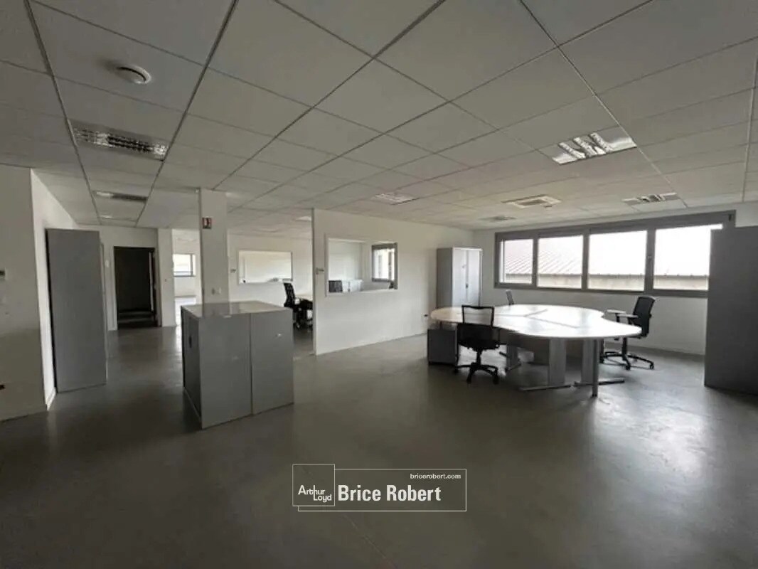 38 Rue Vaucanson, Décines-Charpieu à louer Photo intérieure– Image 1 sur 6