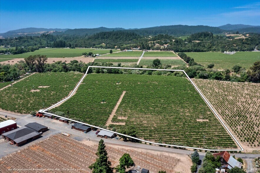 1580 Magnolia Dr, Healdsburg, CA à vendre - Aérien – Image 2 sur 17