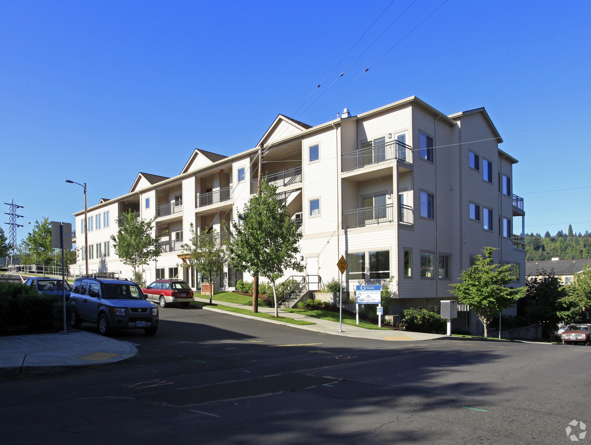 8055-8065 SE Grand Ave, Portland, OR à vendre Photo principale– Image 1 sur 9