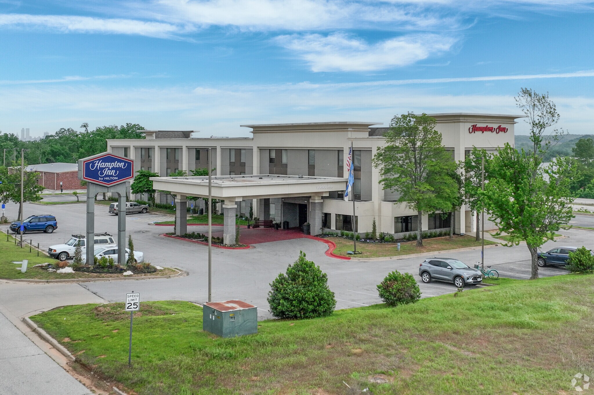 7852 W Parkway Blvd, Tulsa, OK à vendre Photo principale– Image 1 sur 21
