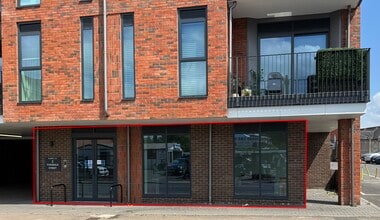 2 Theobald St, Borehamwood à louer Photo de l’immeuble– Image 1 sur 5