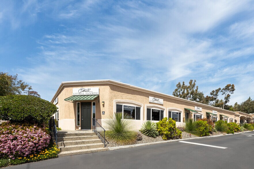 Rincon Plaza portefeuille de 4 biens à vendre sur LoopNet.fr - Photo de l’immeuble – Image 2 sur 10