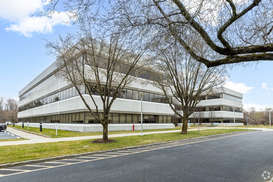 5 International Dr, Rye Town, NY à louer - Photo principale – Image 2 sur 33