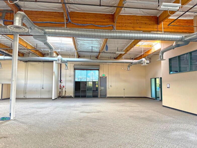 428 Aviation Blvd, Santa Rosa, CA à vendre - Photo intérieure – Image 2 sur 9