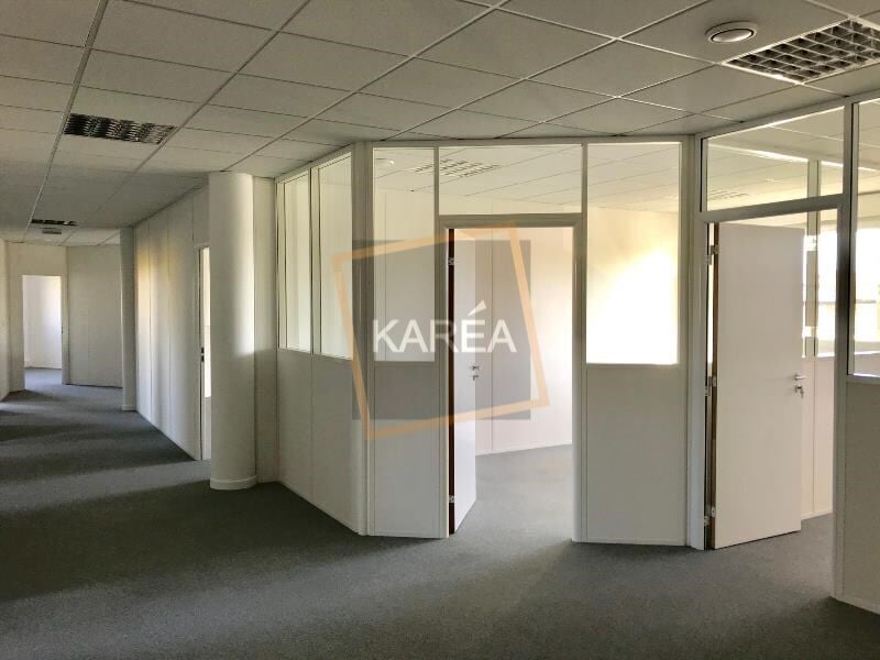 Bureau dans Magny-le-Hongre à louer Photo de l’immeuble– Image 1 sur 6