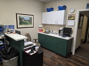 453 N Kirkman Rd, Orlando, FL à louer Photo intérieure– Image 2 sur 8