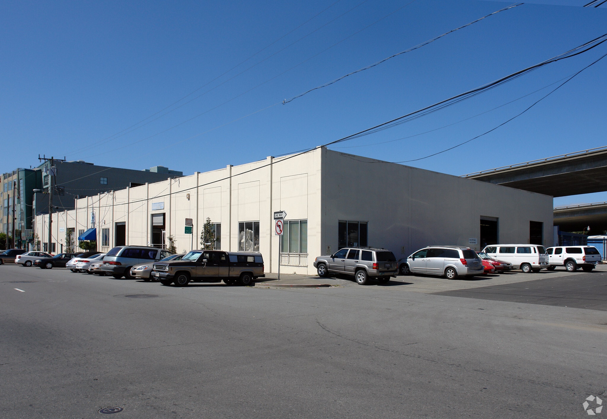 1570-1580 Indiana St, San Francisco, CA à louer Photo principale– Image 1 sur 18