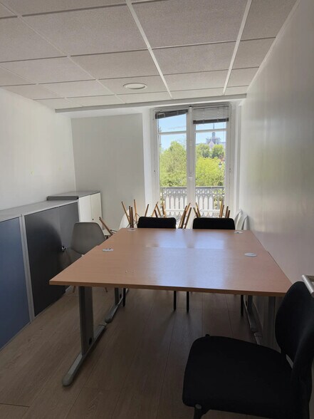 Bureau dans Paris à louer - Photo intérieure – Image 2 sur 13