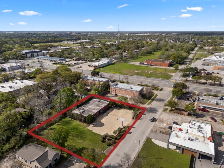 125 E Galveston St, League City, TX à vendre - Photo de l’immeuble – Image 3 sur 19