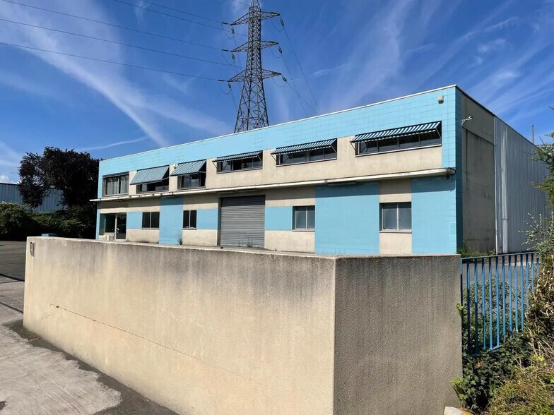 Local d’activités dans Gennevilliers à louer - Photo de l’immeuble – Image 2 sur 13