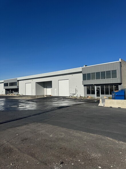 3789 S 300 W, Salt Lake City, UT à louer - Photo de l’immeuble – Image 3 sur 11