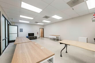 2338 E Anaheim St, Long Beach, CA à louer Photo intérieure– Image 1 sur 1