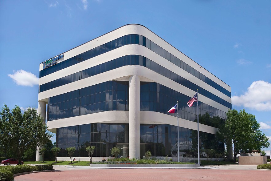 16430 Park Ten Pl, Houston, TX à louer - Photo de l’immeuble – Image 2 sur 28