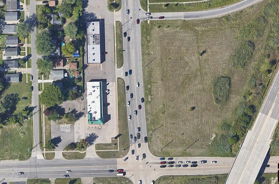 16700-16950 Allen Rd, Taylor, MI à louer - Aérien – Image 3 sur 3