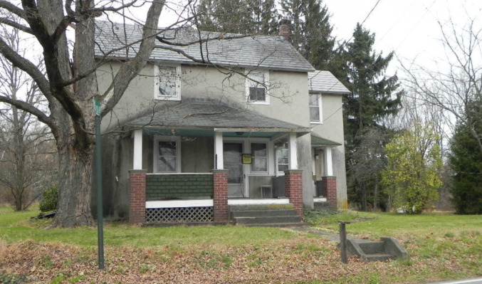 135 Marsh Rd, Stroudsburg, PA à vendre - Photo principale – Image 1 sur 3
