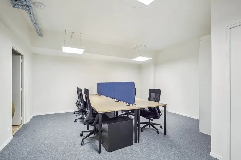 72 Rue De Longchamp, Paris à louer - Photo de l’immeuble – Image 3 sur 15