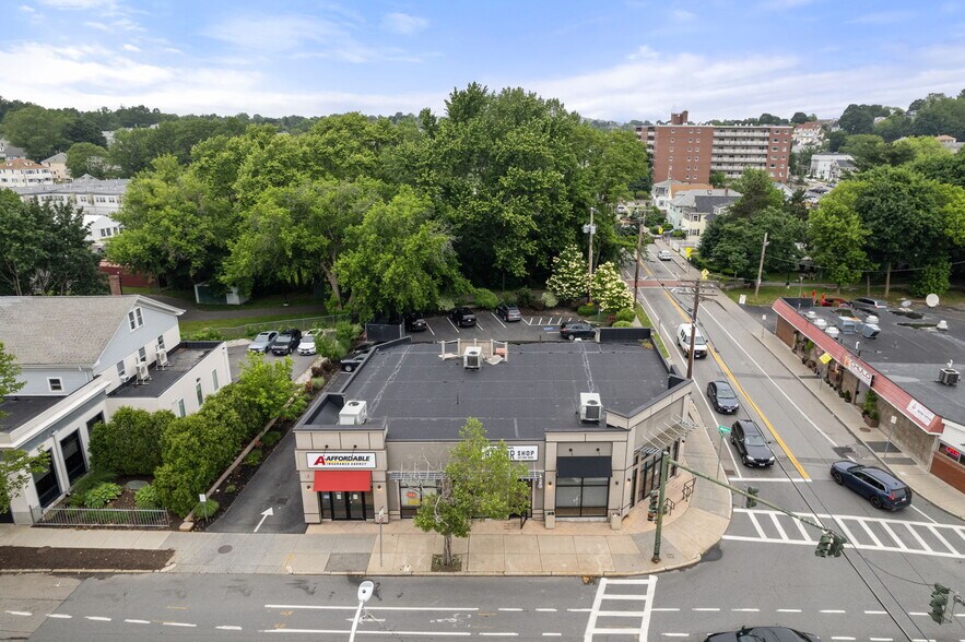 347-351 Main St, Watertown, MA à vendre - Photo de l’immeuble – Image 1 sur 23