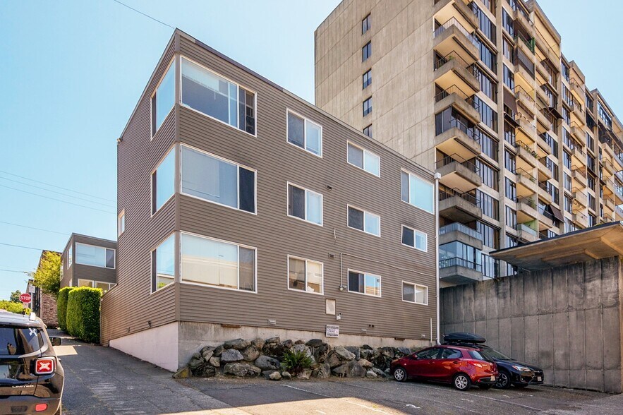 525 E Roy St, Seattle, WA à vendre - Photo de l’immeuble – Image 2 sur 15
