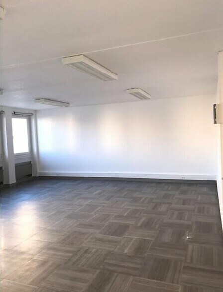 Bureau dans Créteil à louer - Photo intérieure – Image 2 sur 4