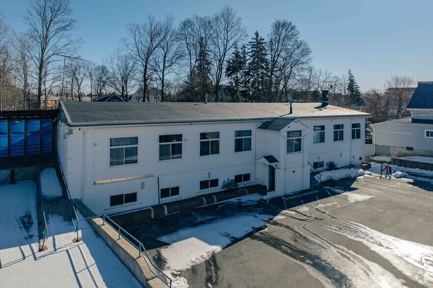 25 Summer Ave, Waltham, MA à louer - Photo de l’immeuble – Image 2 sur 18