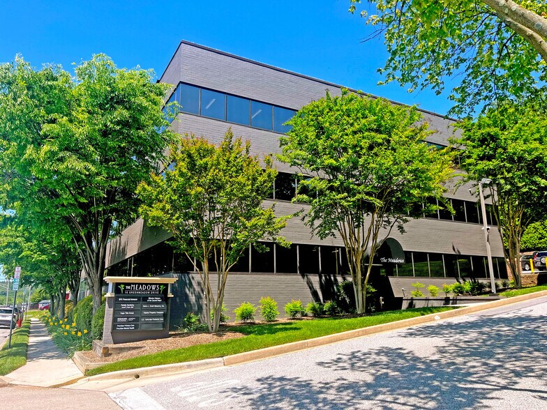 16 Greenmeadow Dr, Timonium, MD à louer - Photo principale – Image 1 sur 6