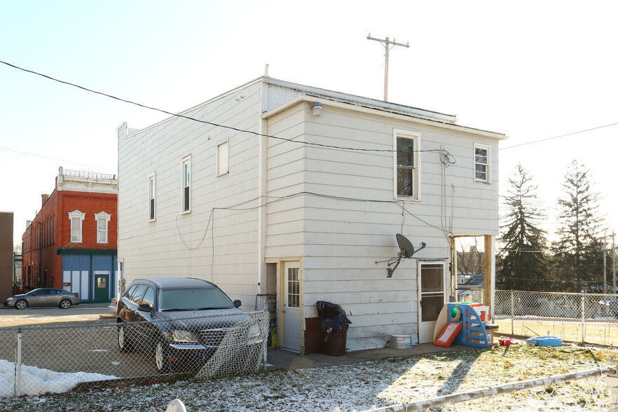 112 S Church St, Hudson, MI à vendre - Photo de l’immeuble – Image 3 sur 5