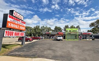 Plus de détails pour 36454-36474 Groesbeck Hwy, Clinton Township, MI - Local commercial à louer