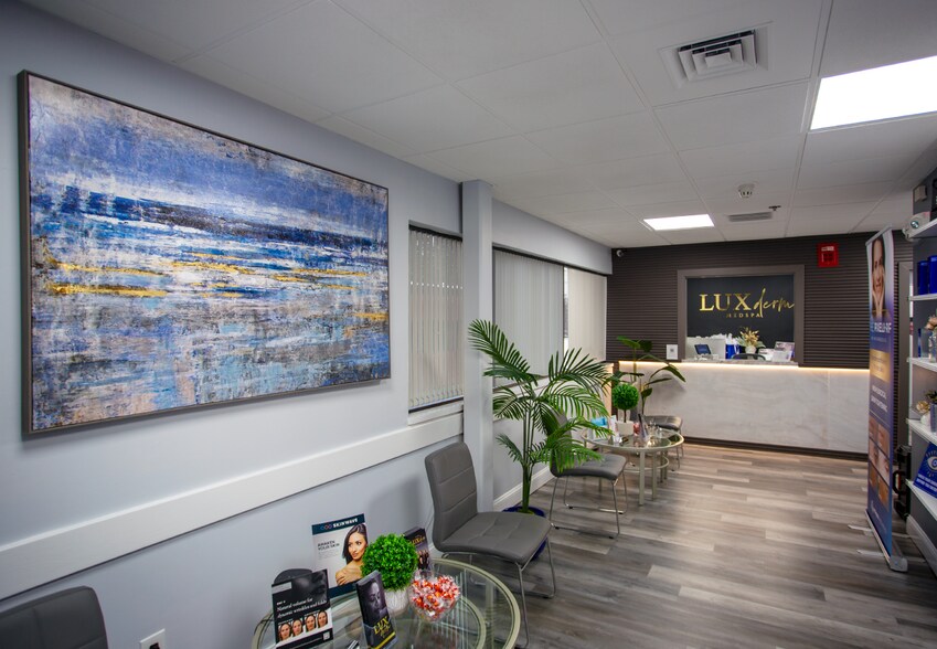 86 Baker Ave Ext, Concord, MA à louer - Photo intérieure – Image 3 sur 20