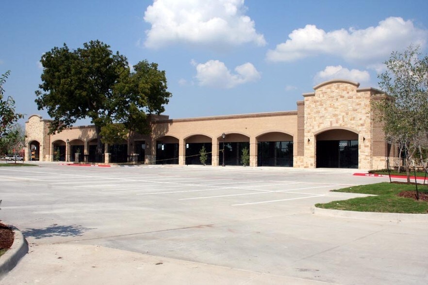 2380 Firewheel Pky, Garland, TX à vendre - Photo de l’immeuble – Image 2 sur 10