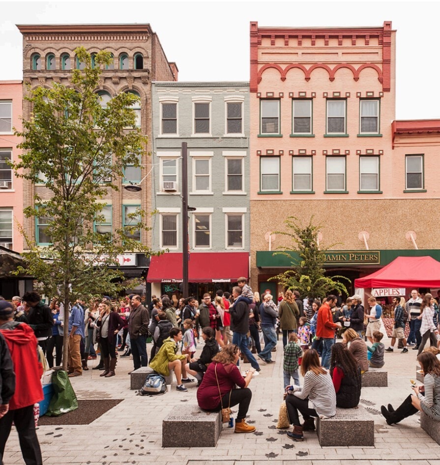 146-148 E State St, Ithaca, NY à vendre Photo principale– Image 1 sur 58