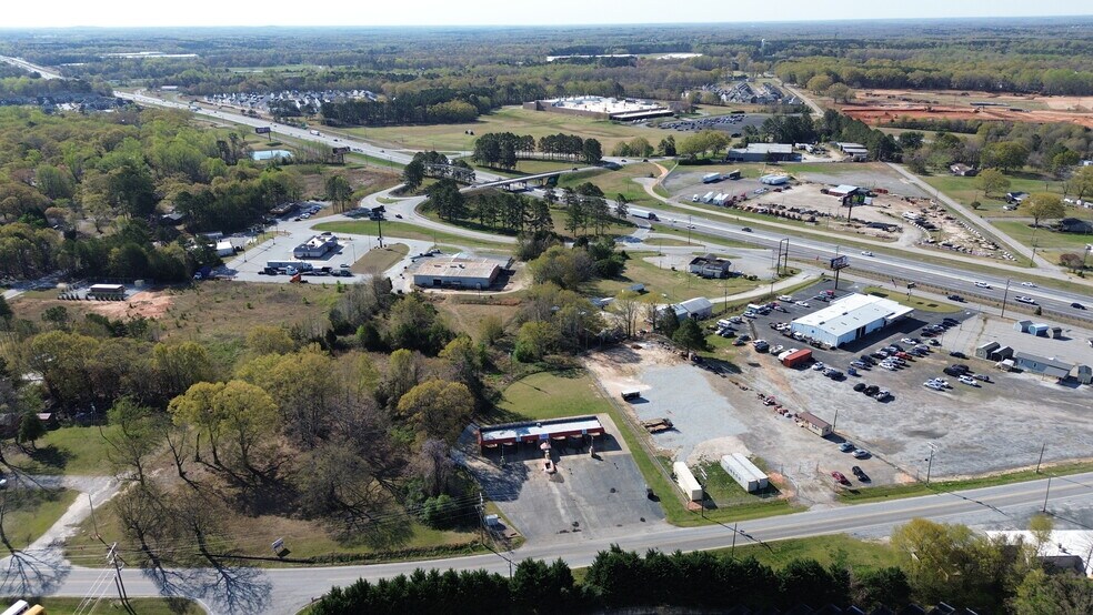 201 Chevy Dr, Fountain Inn, SC à vendre - Photo de l’immeuble – Image 3 sur 5