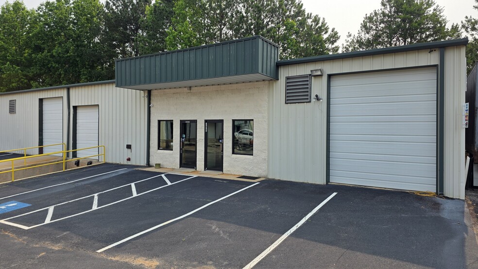 3620 North Pky, Cumming, GA à louer - Photo de l’immeuble – Image 2 sur 28