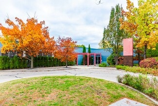 Plus de détails pour 33 Kern Rd, Toronto, ON - Local d’activités à vendre
