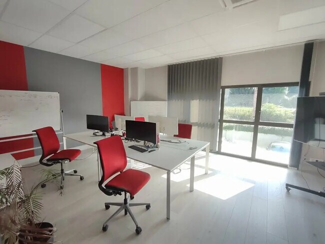 Plus de détails pour Bureau à vendre