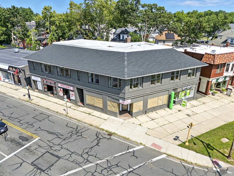 752 Sumner Ave, Springfield, MA à vendre - Photo de l’immeuble – Image 1 sur 11