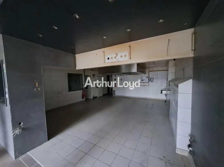 Local commercial dans Reims à louer - Photo intérieure – Image 3 sur 4