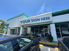 4970-4998 W Atlantic, Margate, FL à louer Photo intérieure– Image 1 sur 7