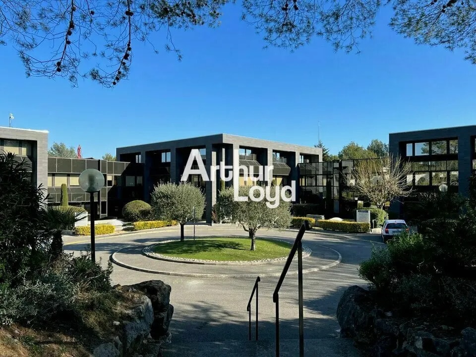 Bureau dans Valbonne à louer Photo de l’immeuble– Image 1 sur 11
