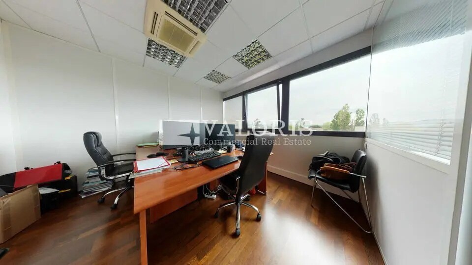 Bureau dans Dardilly à vendre - Photo intérieure – Image 3 sur 9