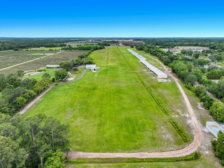 7001 W Jones Ave, Mount Dora, FL à vendre - Aérien – Image 2 sur 112